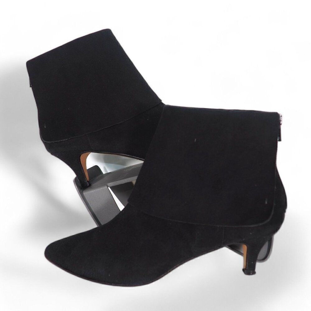 Butter Shoes Suede Kitten Heel Booties Black‎ Suede Women's 7.5